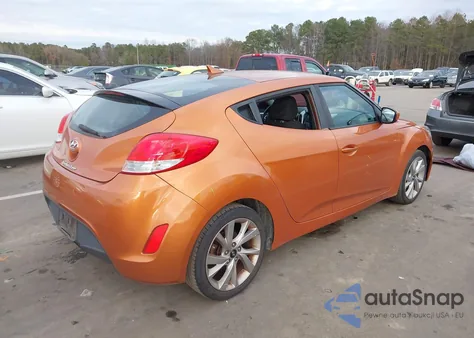 2017 Hyundai Veloster z USA, uszkodzony, nr VIN KMHTC6AD4HU306854